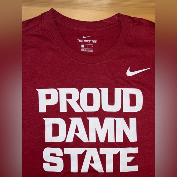 NWT ARKANSAS RAZORBACKS NIKE ATHLETIC CUT TEE CARDINAL RED SIZE SMALL NEW - Picture 3 of 8